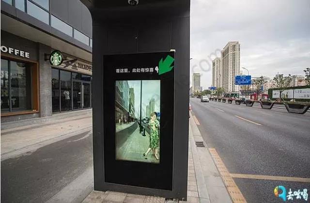 候车亭广告.jpg
